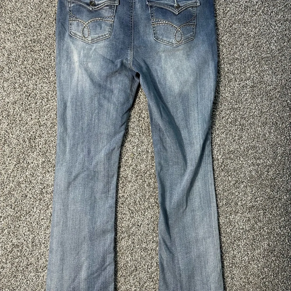NWT women’s Wallflower slim bootcut jeans Sz 15 - Picture 5 of 7